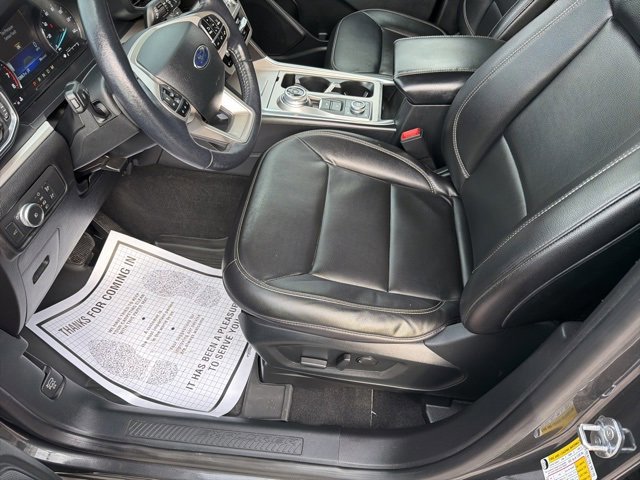 Certified 2020 Ford Explorer XLT w/ Equipment Group 202A image 17