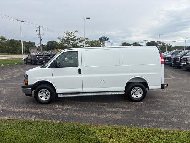 Used 2025 Chevrolet Express 2500 w/ Driver Convenience Package RWD image 7
