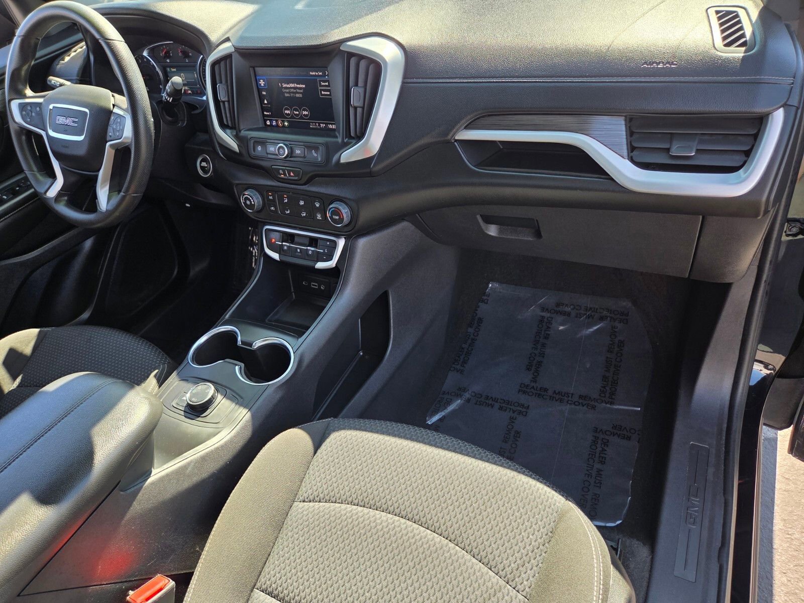 Used 2024 GMC Terrain SLE image 16