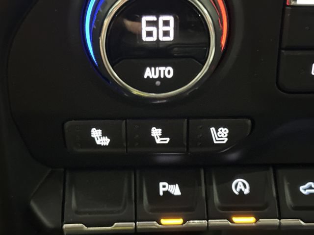 Used 2021 Chevrolet Silverado 1500 LTZ AWD/4WD image 34