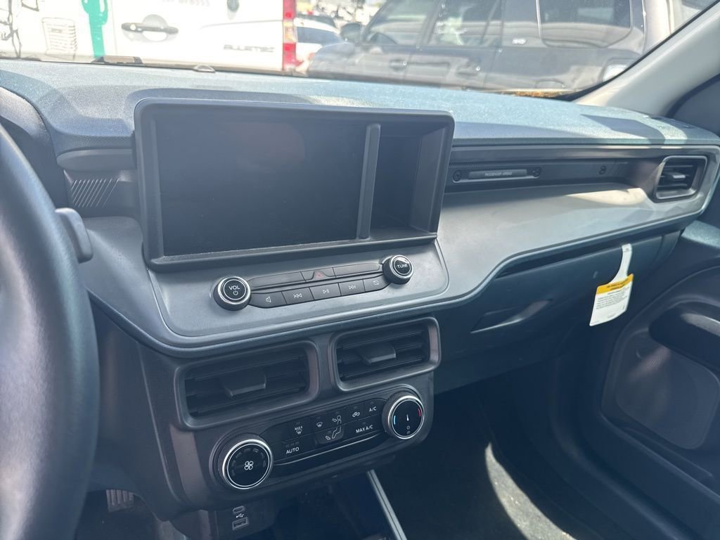 Certified 2024 Ford Maverick XL FWD image 12