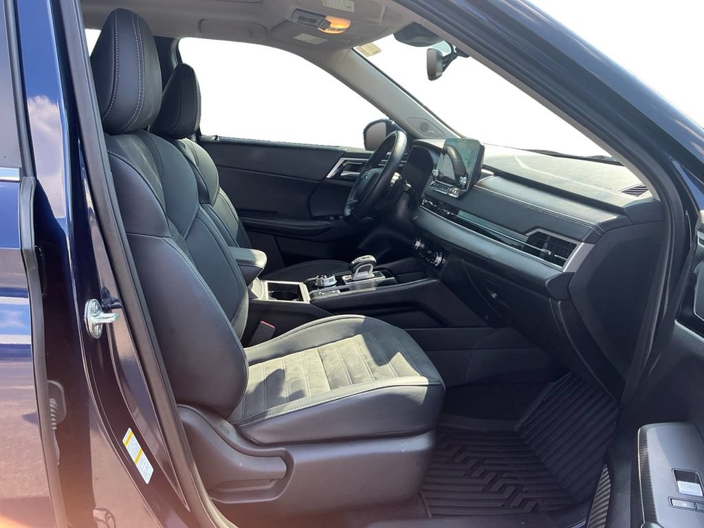 Used 2024 Mitsubishi Outlander SE FWD image 22