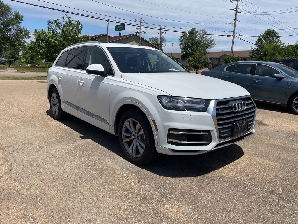 Used 2019 Audi Q7 3.0T Premium Plus AWD/4WD image 1