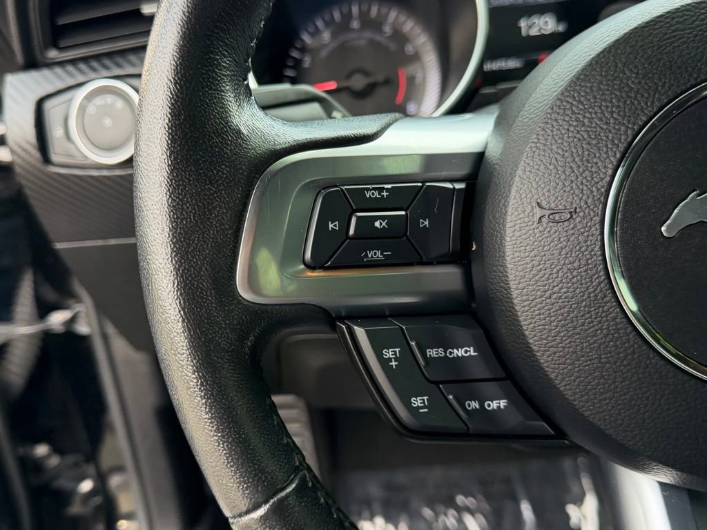 Certified 2021 Ford Mustang Coupe image 21