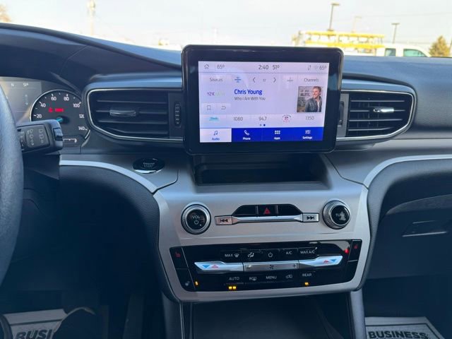 Certified 2022 Ford Explorer XLT w/ Equipment Group 202A image 23