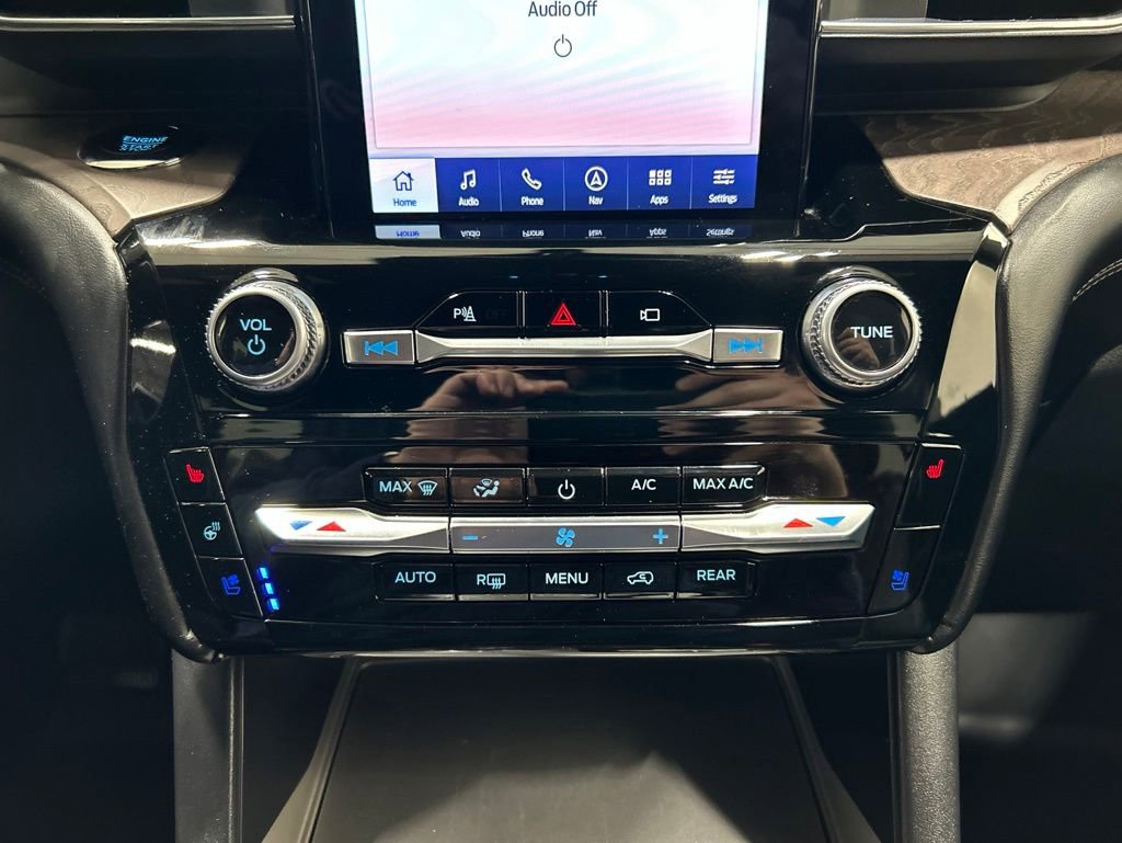 Certified 2023 Ford Explorer Platinum w/ Technology Package AWD/4WD image 22