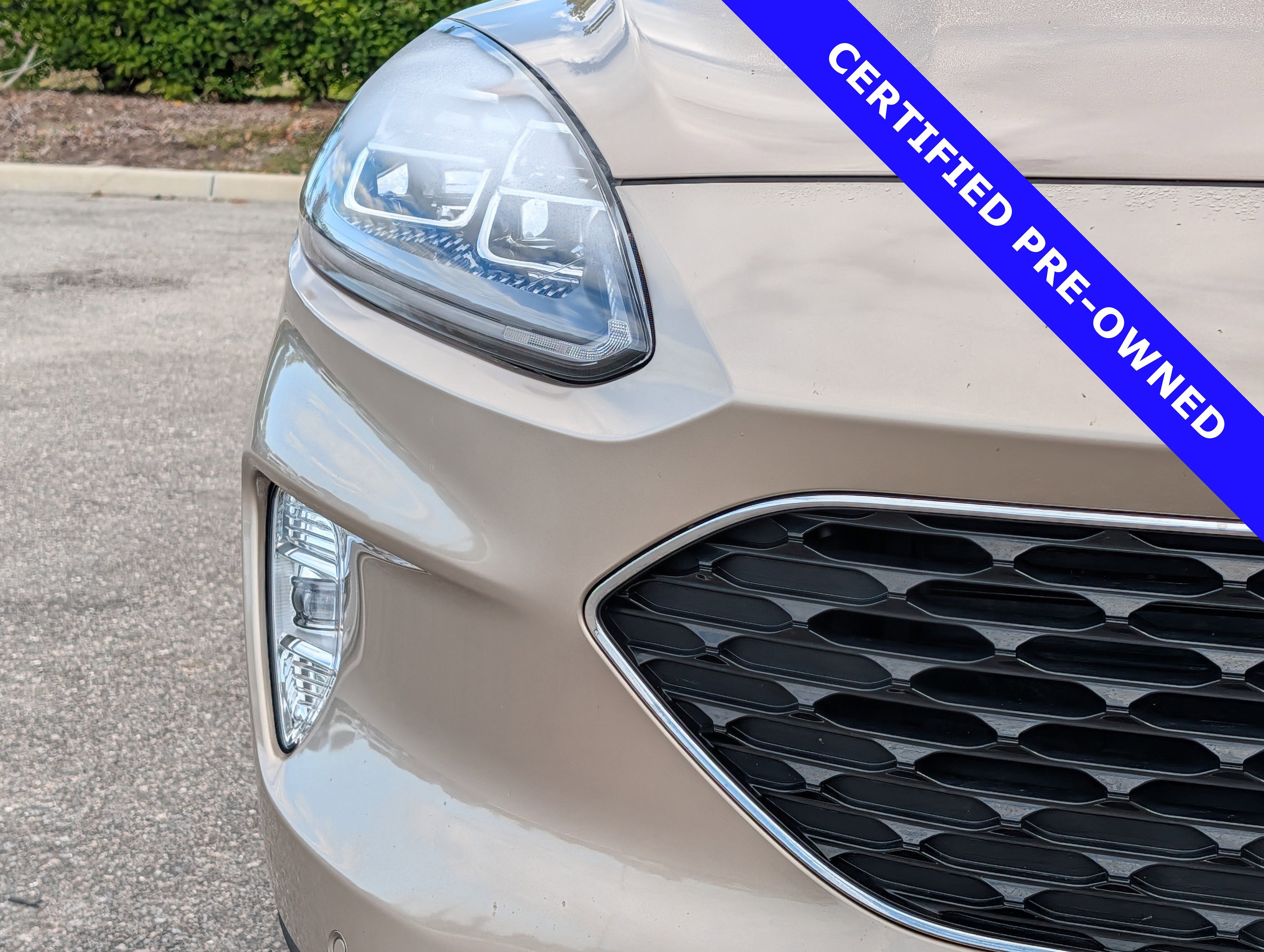 Certified 2021 Ford Escape Titanium FWD image 10