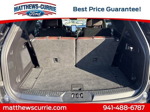 Certified 2021 Ford Explorer Platinum w/ Equipment Group 601A image 14