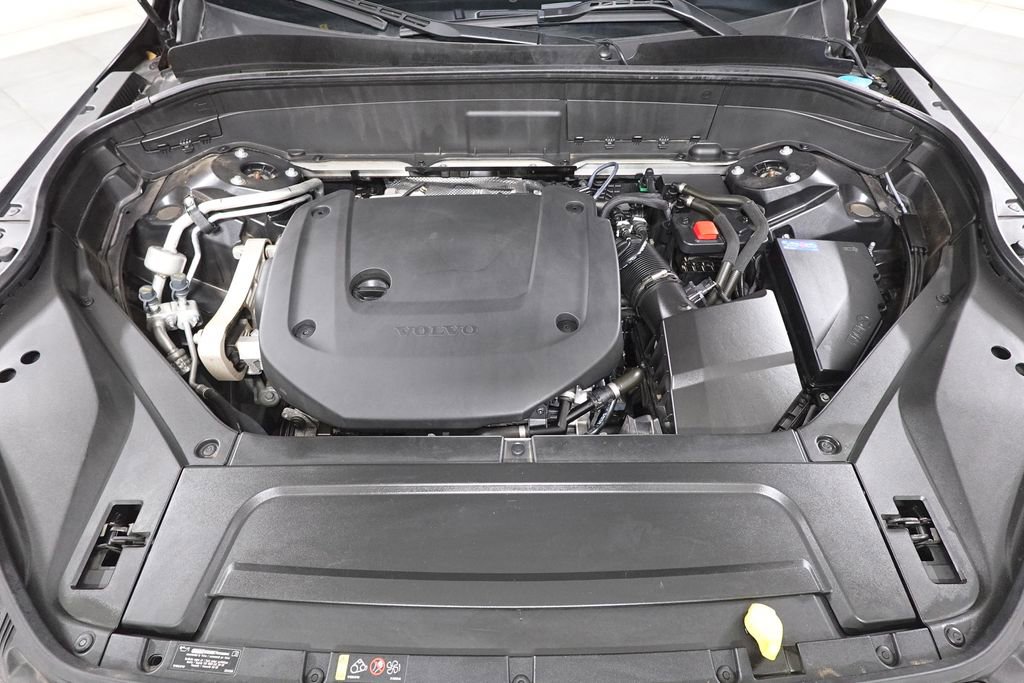 Used 2023 Volvo XC90 B6 Ultimate w/ Protection Package Premier image 32
