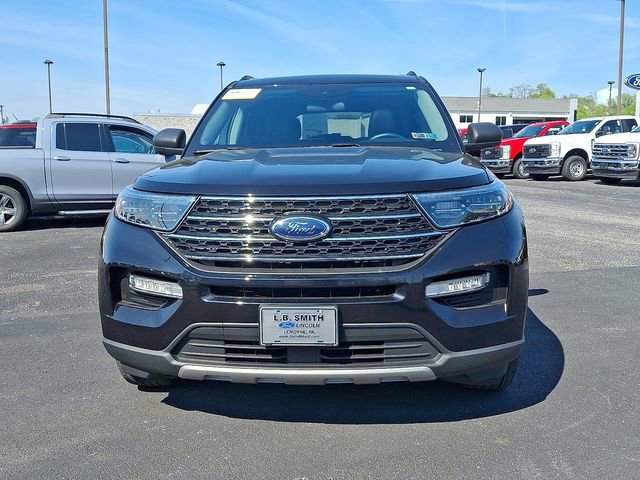 Certified 2023 Ford Explorer XLT w/ Equipment Group 202A AWD/4WD image 2