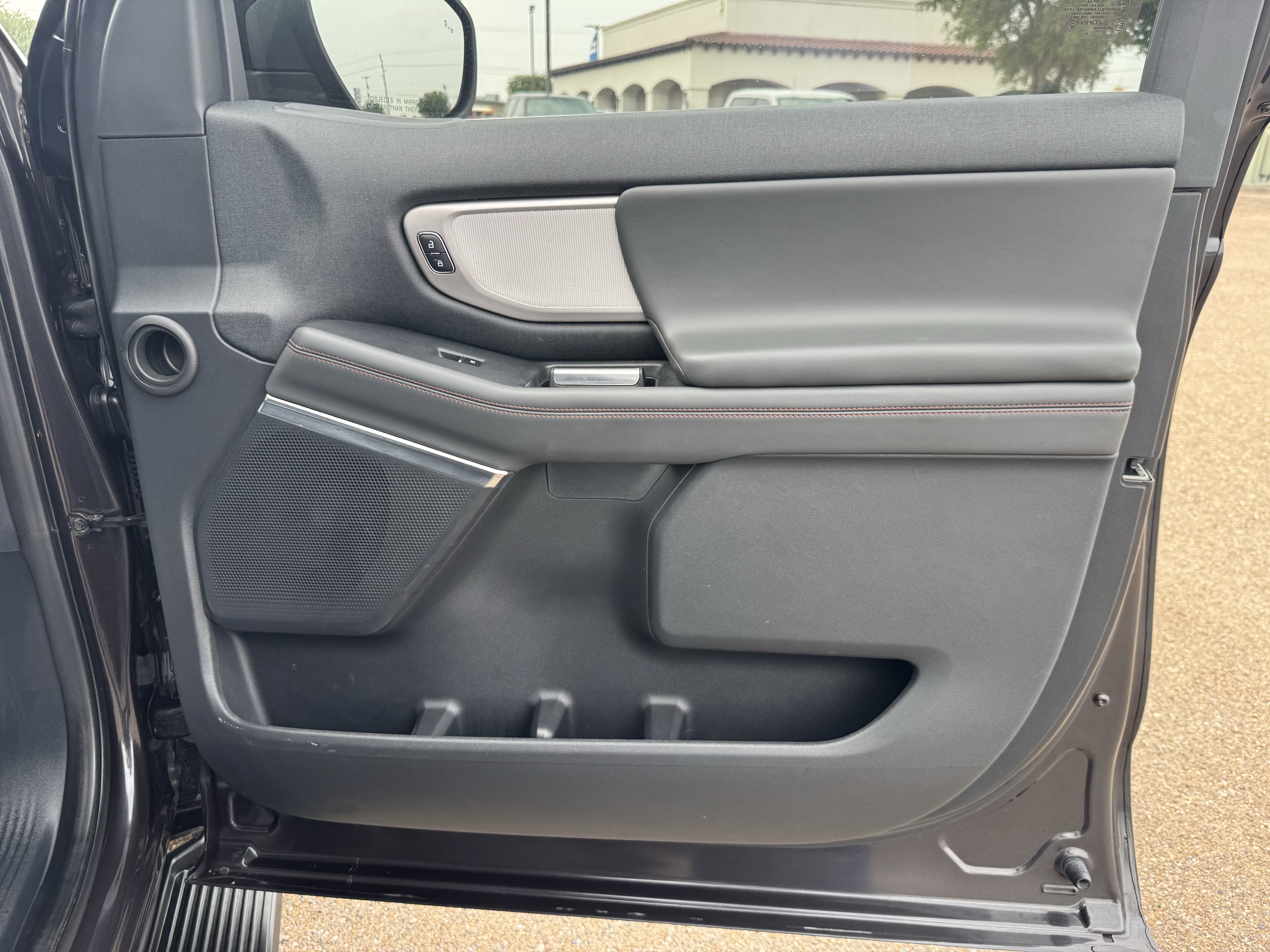 Certified 2025 Ford Expedition Active RWD image 34