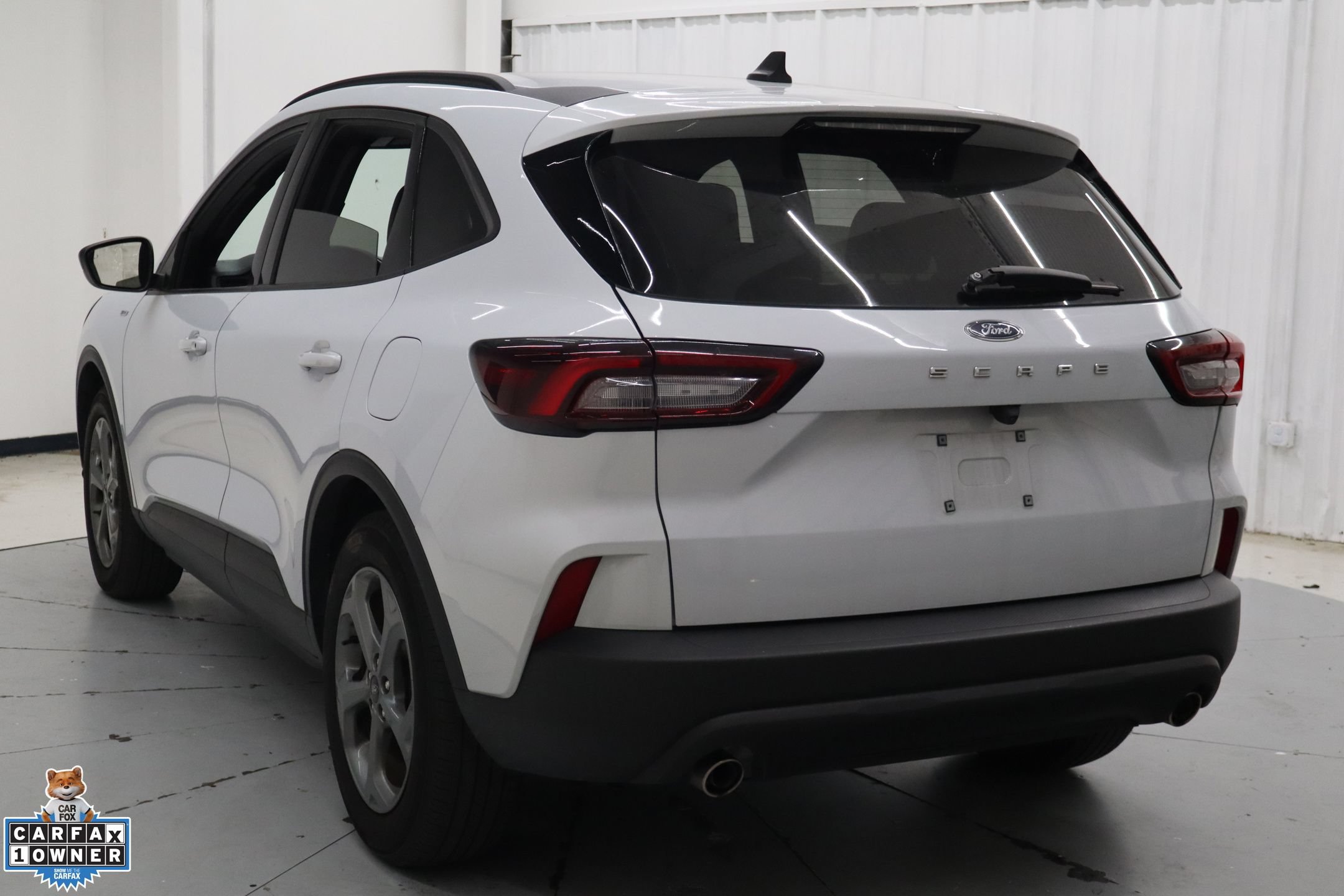 Certified 2025 Ford Escape ST-Line FWD image 6