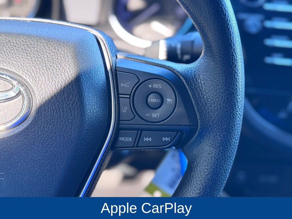 Used 2019 Toyota Camry LE image 15