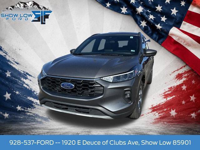 Certified 2025 Ford Escape ST-Line Select AWD/4WD image 3