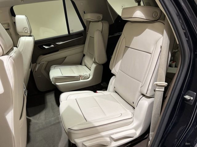 Used 2021 GMC Yukon Denali w/ Denali Premium Package AWD/4WD image 24