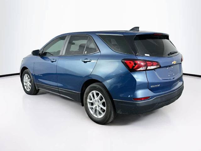 Used 2024 Chevrolet Equinox LS w/ Driver Confidence II Package FWD image 4