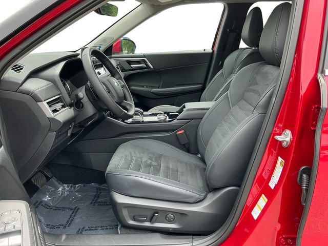 Used 2025 Mitsubishi Outlander SE AWD/4WD image 10