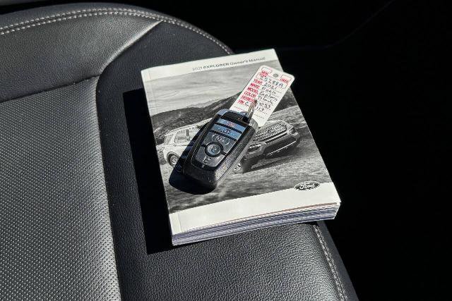 Certified 2021 Ford Explorer Limited w/ Equipment Group 301A image 35