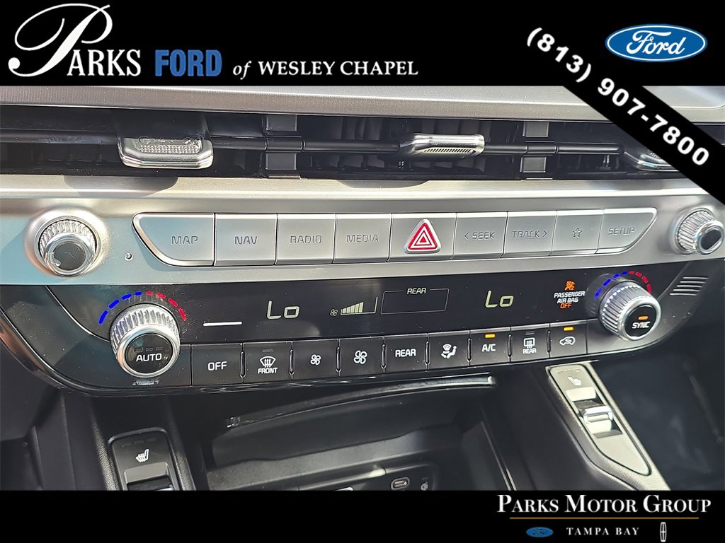 Used 2024 Kia Telluride S image 25