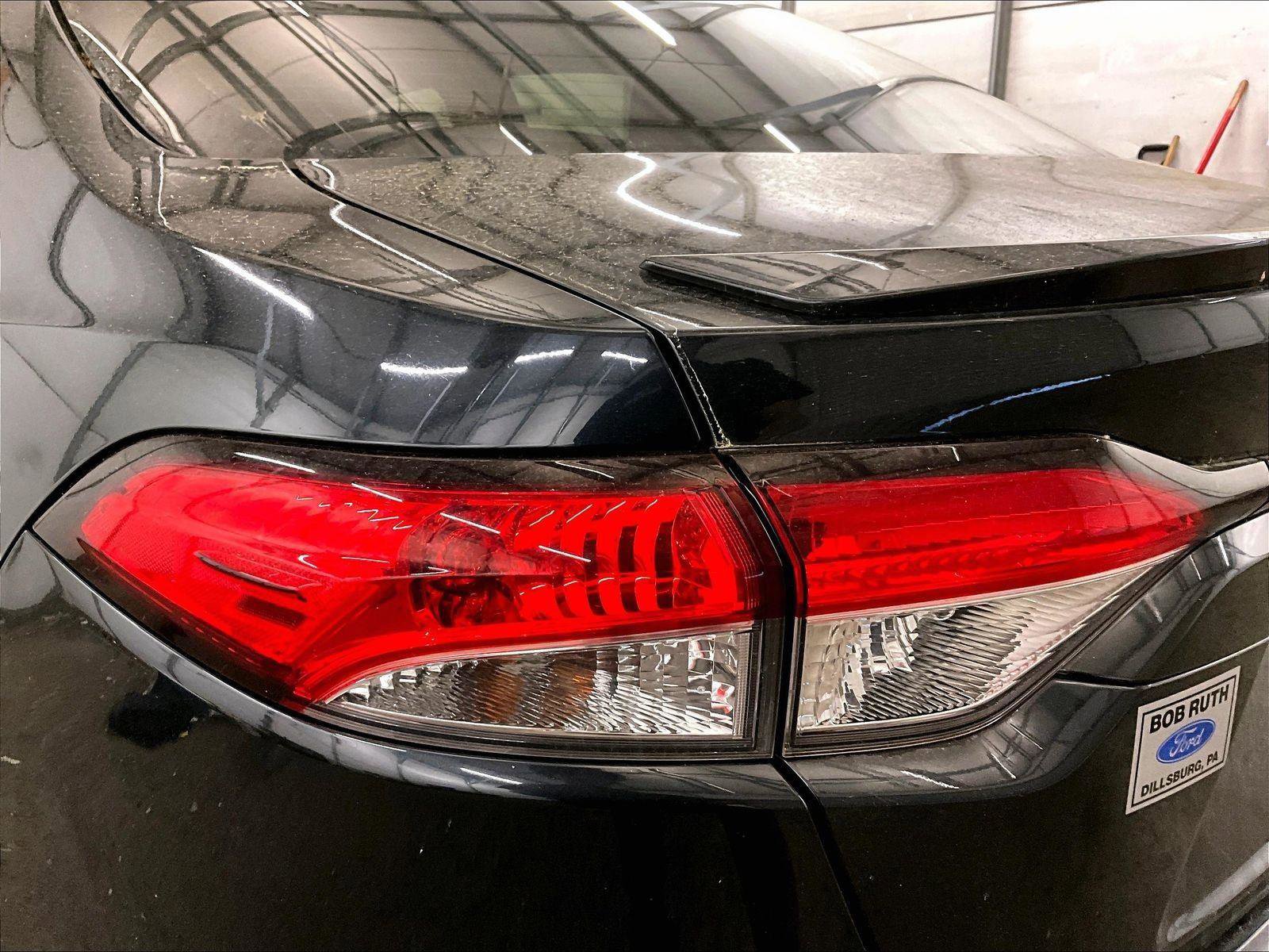 Used 2020 Toyota Corolla SE FWD image 28