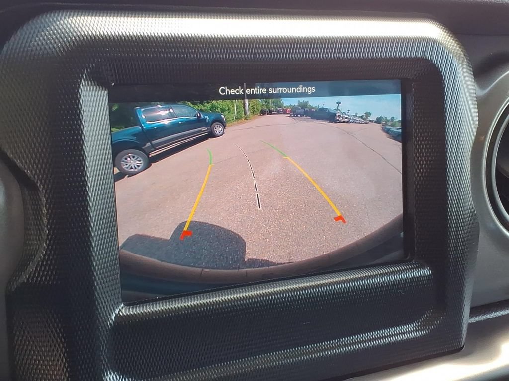 Used 2023 Jeep Wrangler Unlimited Sport AWD/4WD image 23