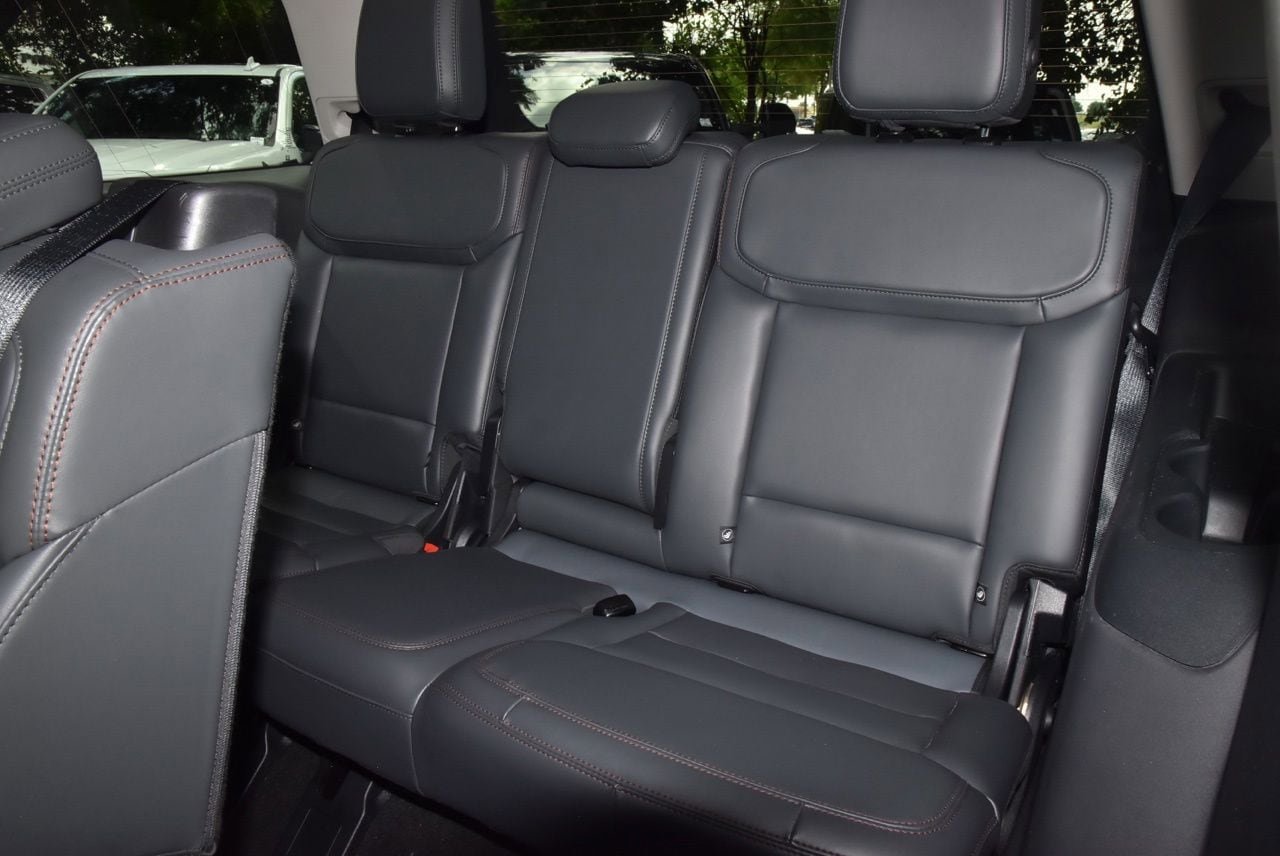 Certified 2025 Ford Expedition Active AWD/4WD image 15