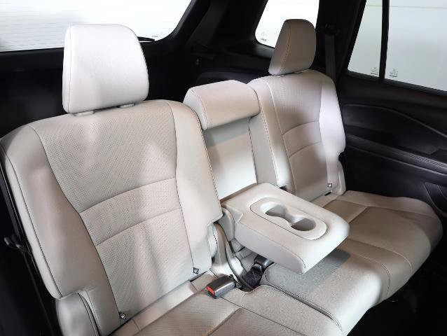 Used 2023 Honda Passport EX-L image 10