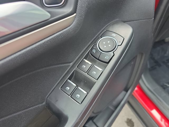 Certified 2022 Ford Escape SEL AWD/4WD image 12