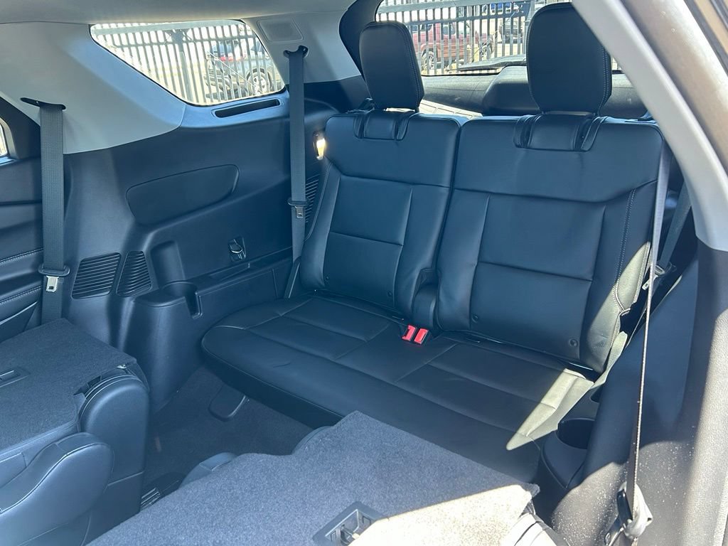 Certified 2023 Ford Explorer Limited AWD/4WD image 40