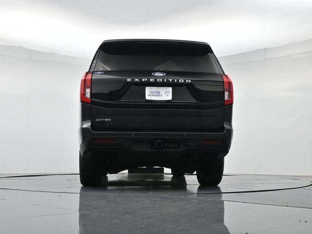 Certified 2025 Ford Expedition Active AWD/4WD image 48