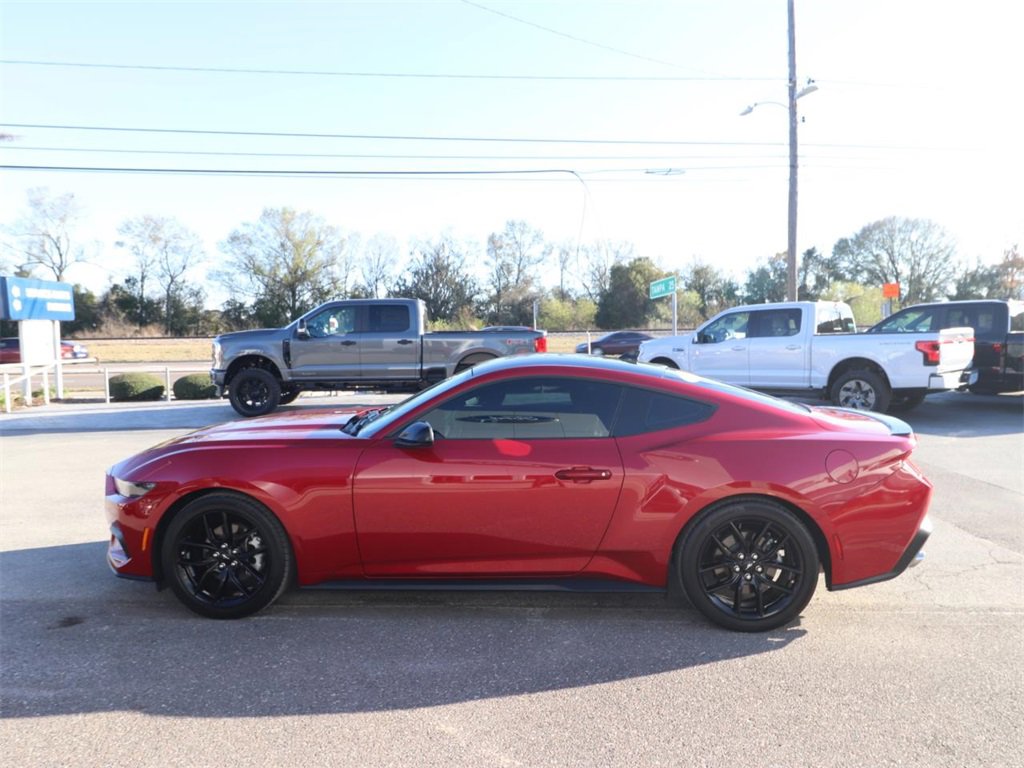Certified 2024 Ford Mustang Coupe image 5
