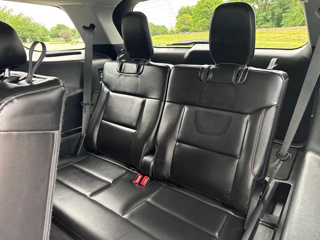Certified 2023 Ford Explorer XLT w/ Equipment Group 202A AWD/4WD image 28