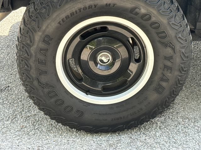 Certified 2024 Ford Bronco Heritage Edition AWD/4WD image 9