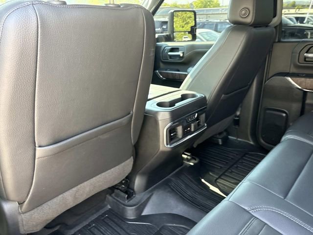 Used 2023 GMC Sierra 3500 Denali w/ Denali Ultimate Package image 17
