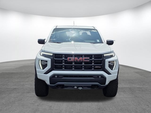 Used 2024 GMC Canyon AT4 AWD/4WD image 2