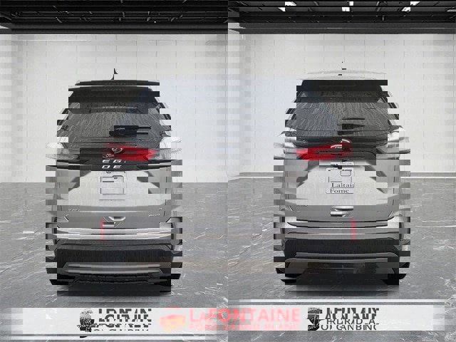 Certified 2023 Ford Edge SEL image 3