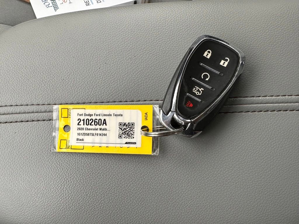 Used 2020 Chevrolet Malibu LT FWD image 33
