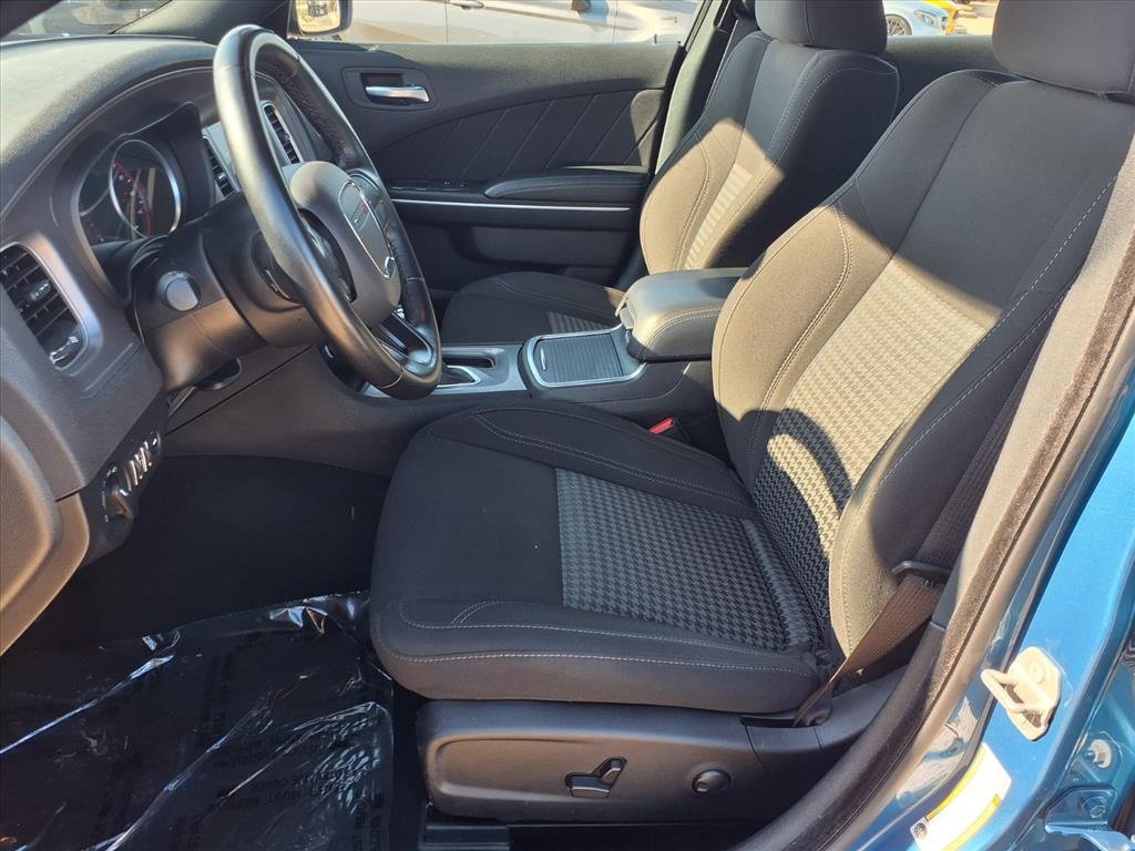 Used 2023 Dodge Charger SXT image 25