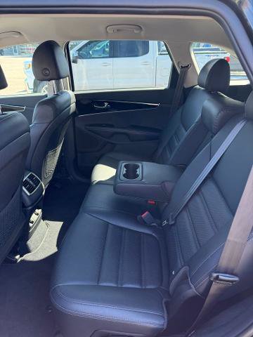 Used 2019 Kia Sorento EX AWD/4WD image 12