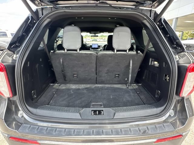 Certified 2020 Ford Explorer XLT w/ Equipment Group 202A RWD image 13