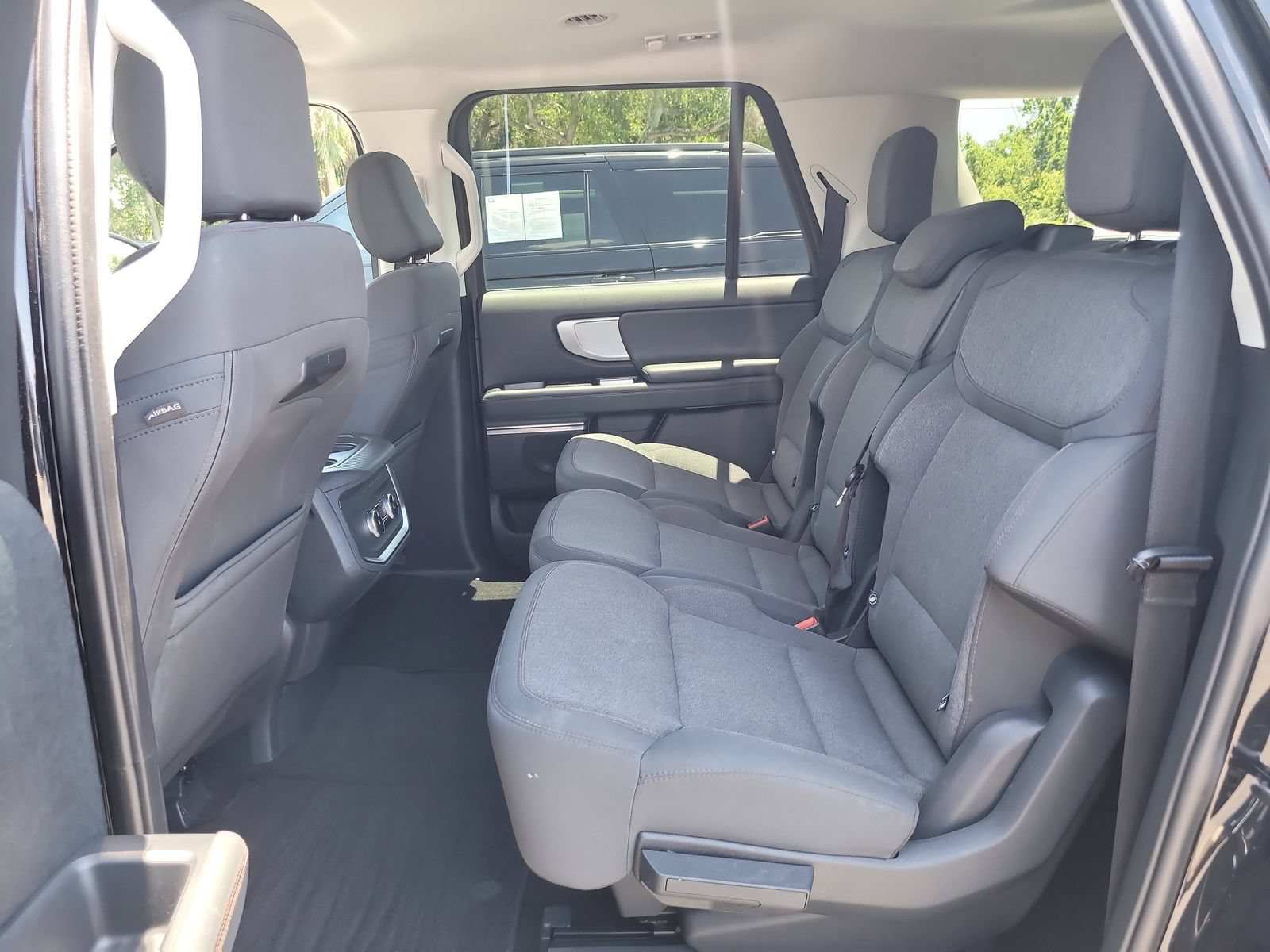 Certified 2025 Ford Expedition Max Active AWD/4WD image 10