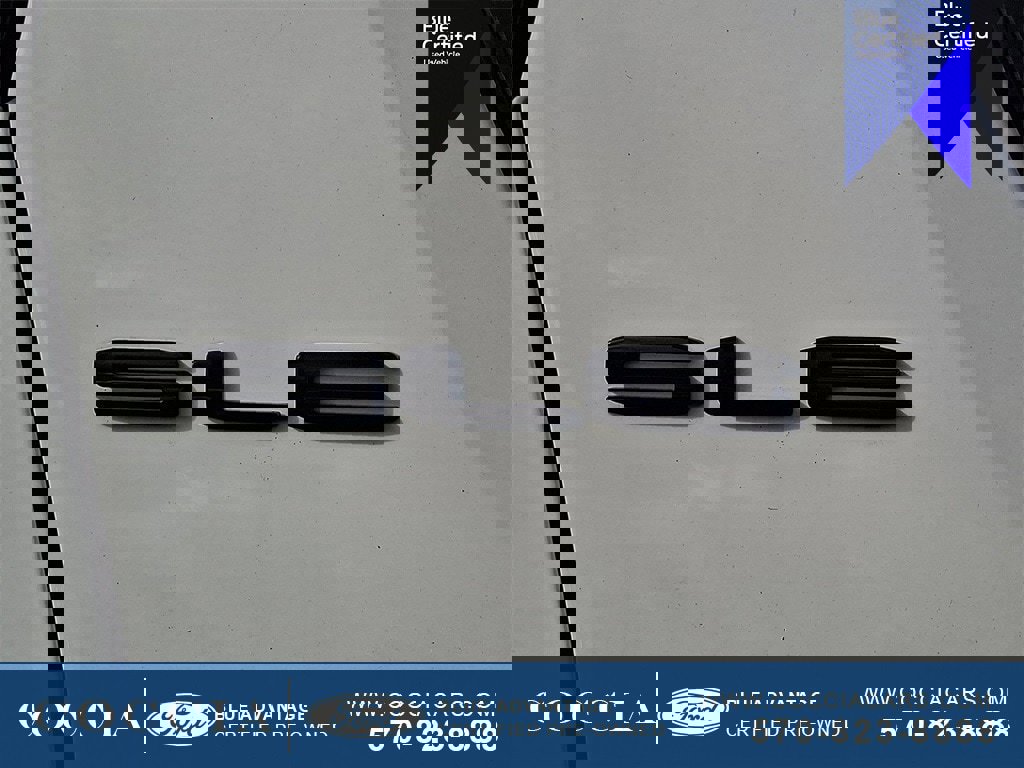 Used 2021 GMC Acadia SLE w/ Driver Convenience Package image 31