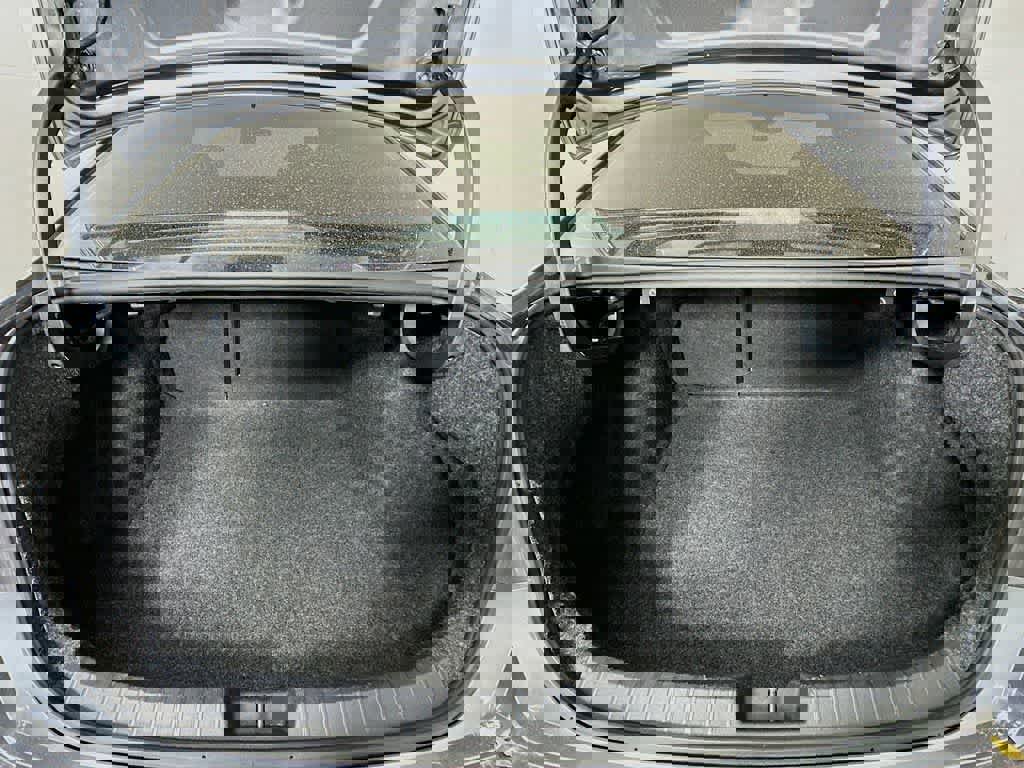 Used 2024 Volkswagen Jetta SE FWD image 23