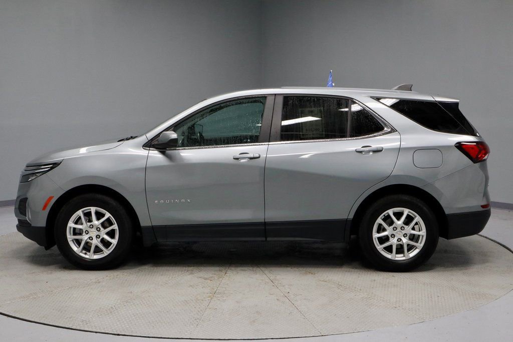 Used 2024 Chevrolet Equinox LT w/ LPO, Floor Liner Package image 2