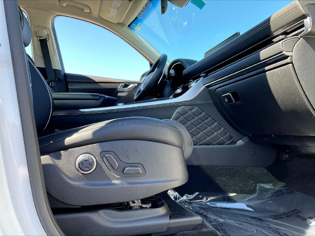 Used 2024 Genesis GV80 3.5T w/ Prestige Package AWD/4WD image 37