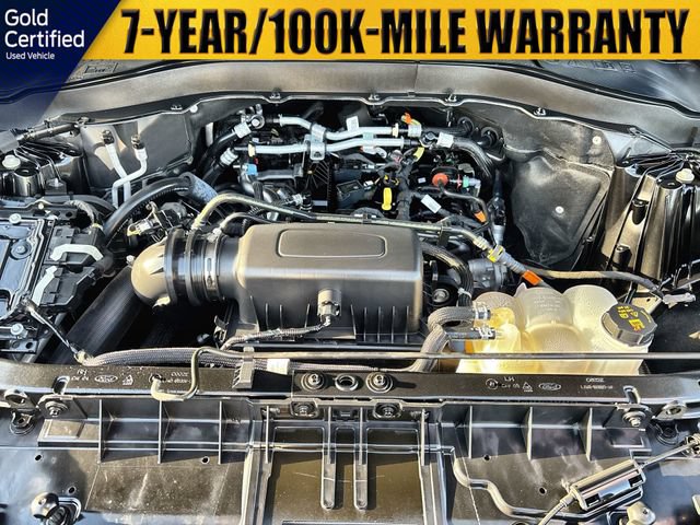 Certified 2024 Ford Explorer XLT RWD image 35