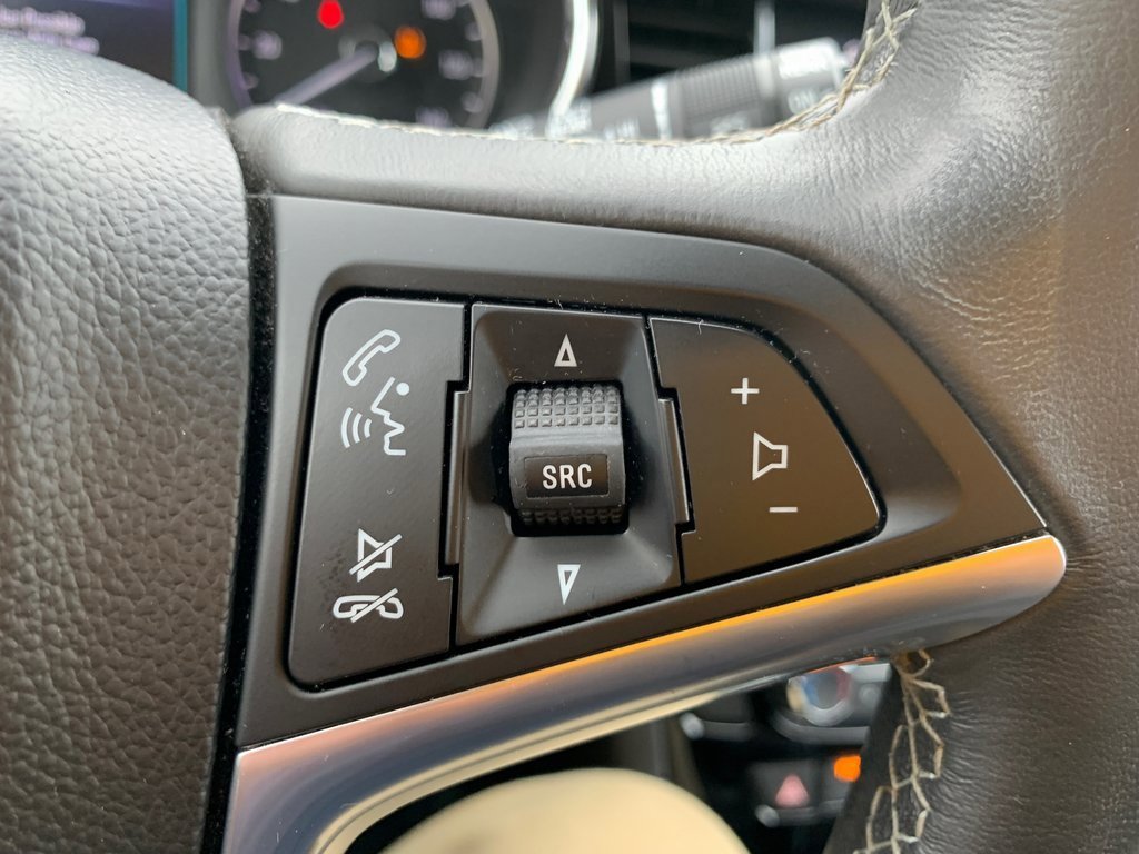 Used 2021 Buick Encore Preferred w/ Safety Package image 7