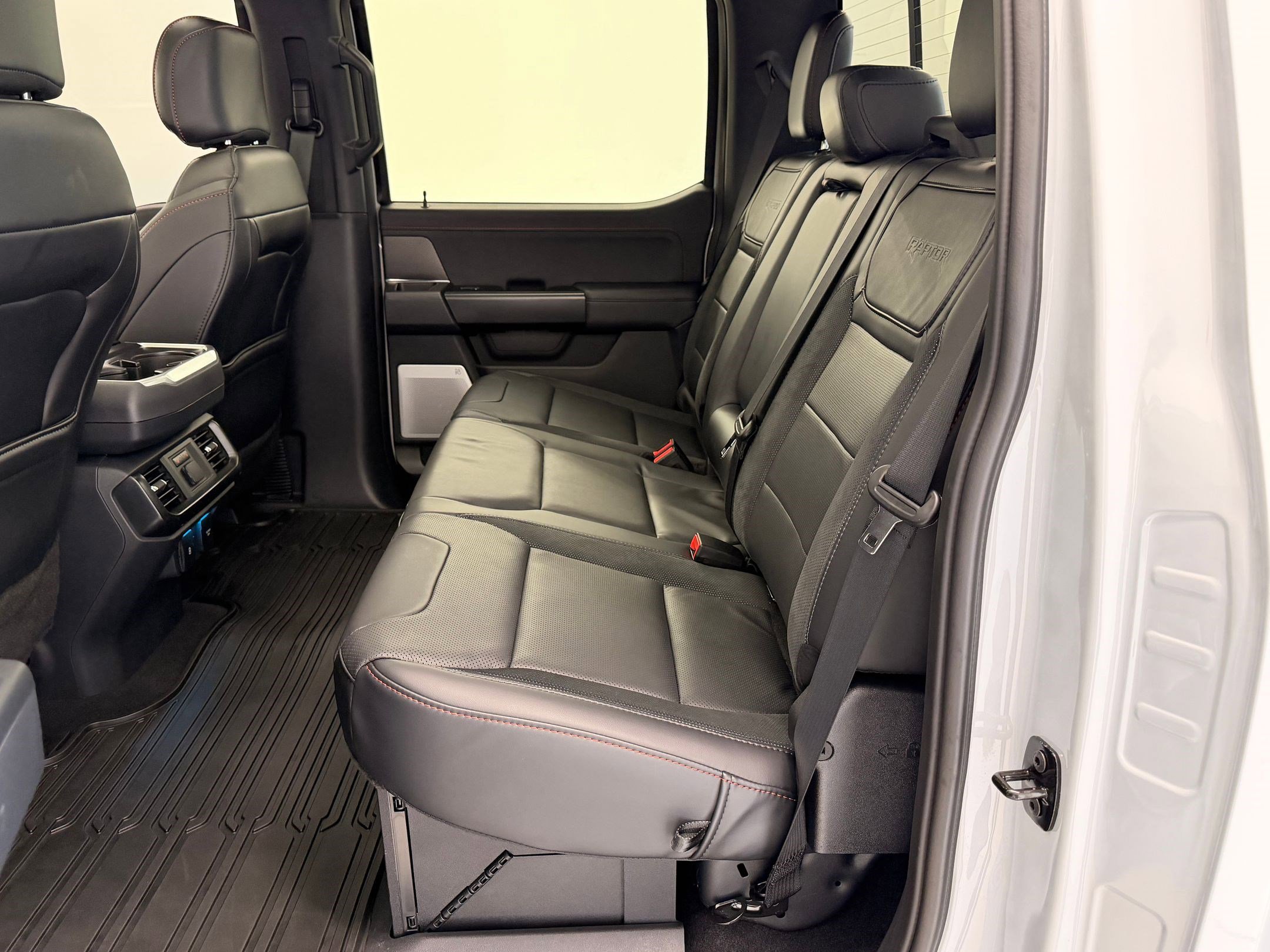 Certified 2025 Ford F150 Raptor image 15