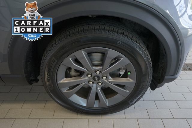 Certified 2023 Ford Explorer XLT w/ Equipment Group 202A AWD/4WD image 16