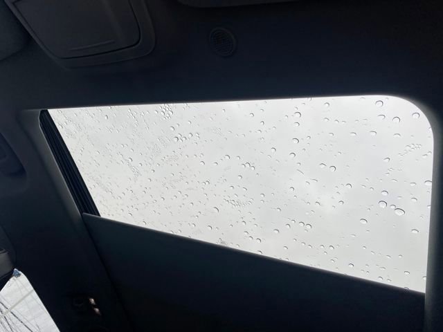 Certified 2022 Ford Explorer XLT w/ Equipment Group 202A image 29